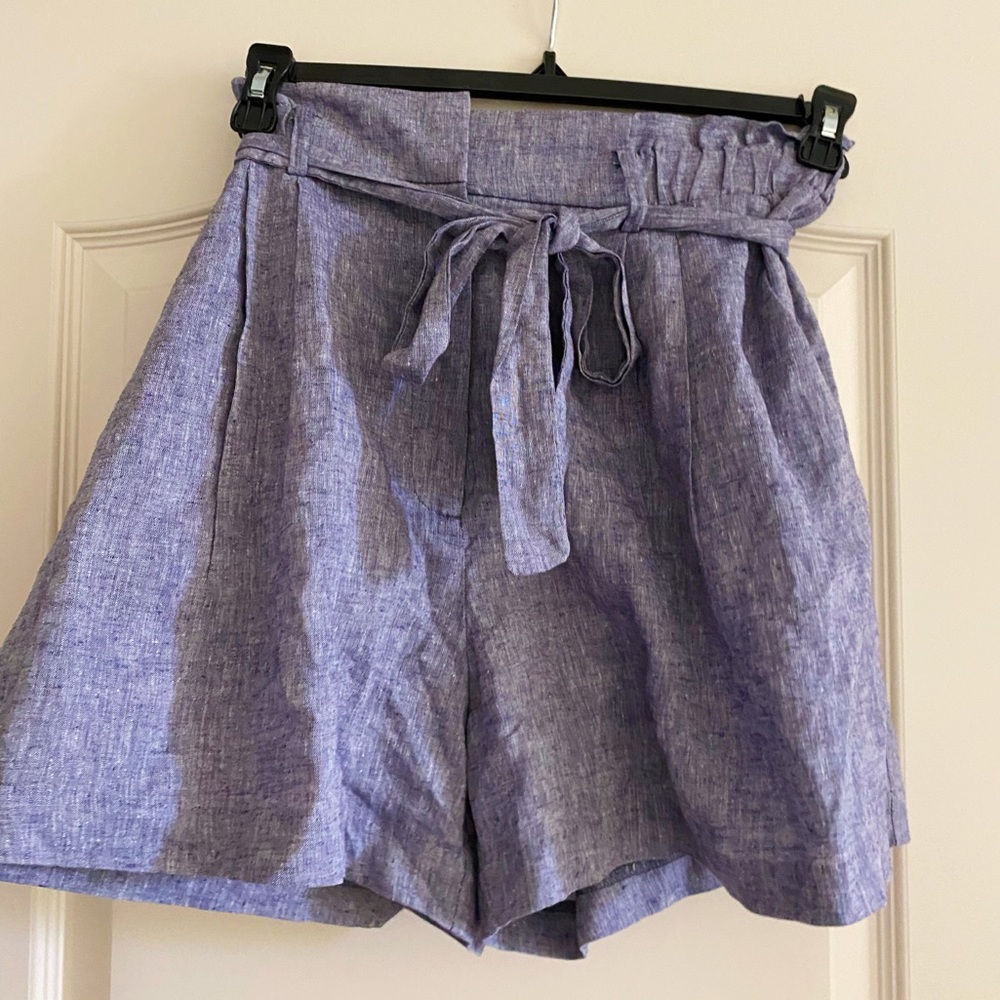 H&M Women’s Blue High Waist Loose Linen Shorts - size 8